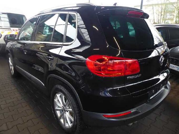 Volkswagen Tiguan Lounge Sport & Style 4Motion Autom. AHK