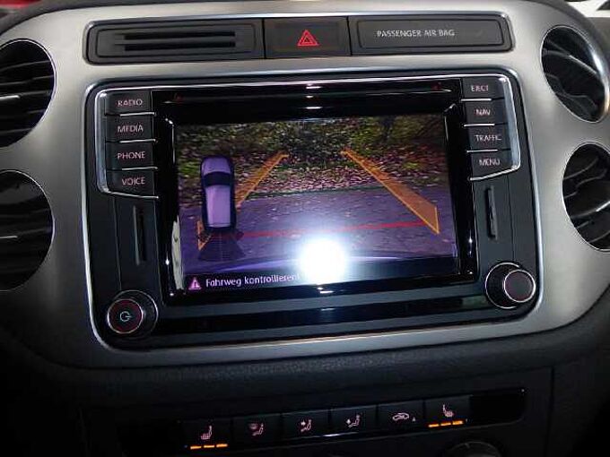 Volkswagen Tiguan Lounge Sport & Style 4Motion Autom. AHK