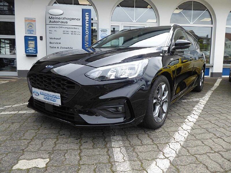 Ford Focus ST-Line, Automatik, NAV, KAM, SHZ