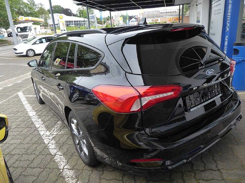 Ford Focus ST-Line, Automatik, NAV, KAM, SHZ