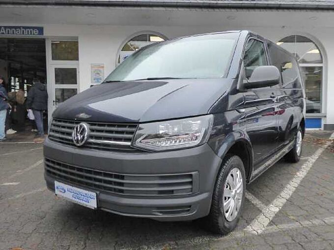 Volkswagen T6 Kombi 9-Sitzer Automatik
