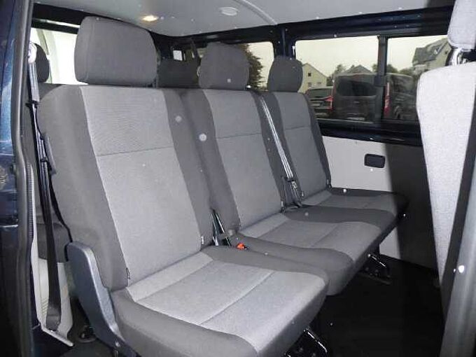 Volkswagen T6 Kombi 9-Sitzer Automatik