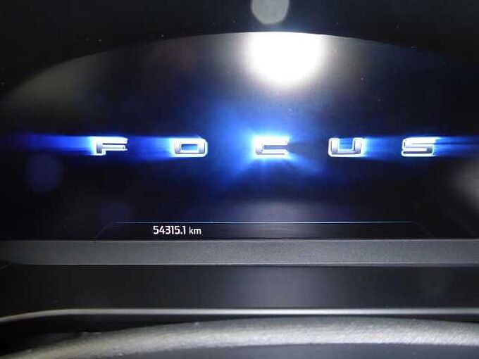 Ford Focus Lim. Active X Autom. **Panoramadach, ACC**