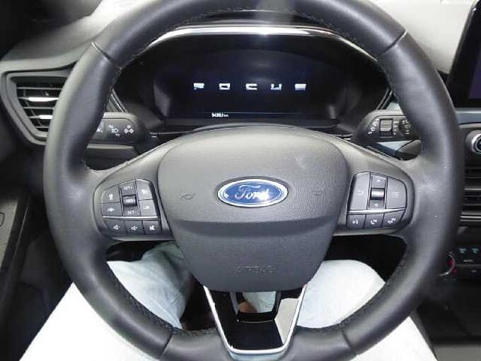 Ford Focus Lim. Active X Autom. **Panoramadach, ACC**