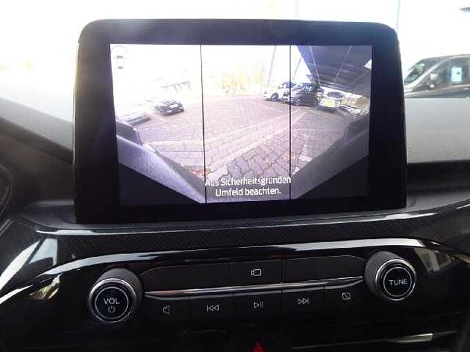 Ford Kuga Plug-In Hybrid ST-Line X, AHK