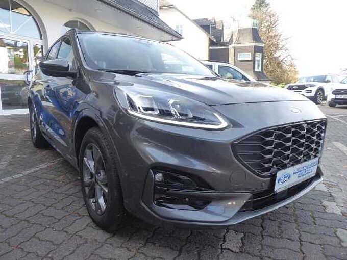 Ford Kuga Plug-In Hybrid ST-Line X, AHK