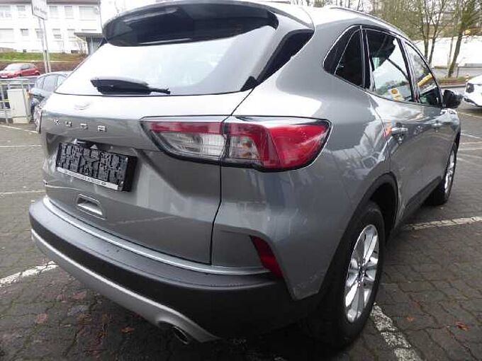 Ford Kuga Titanium 4x4 Automatik, AHK el. schwenkb.