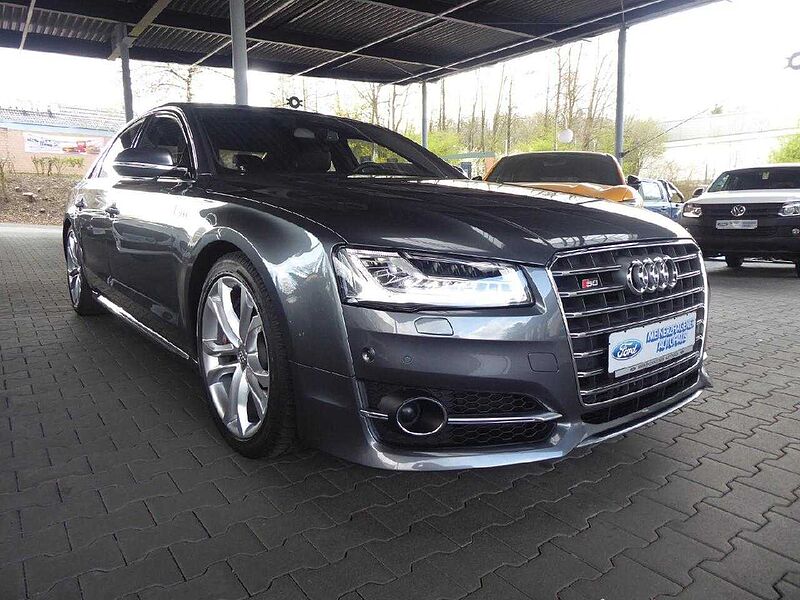 Audi S8 4.0 TFSI quattro Standheizung