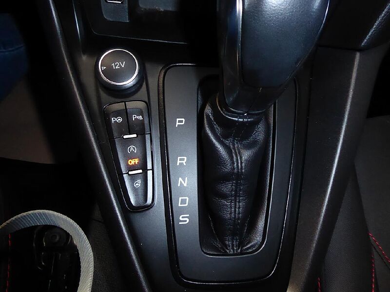Ford Focus Turnier ST-Line, Autom. ,AHK, NAV