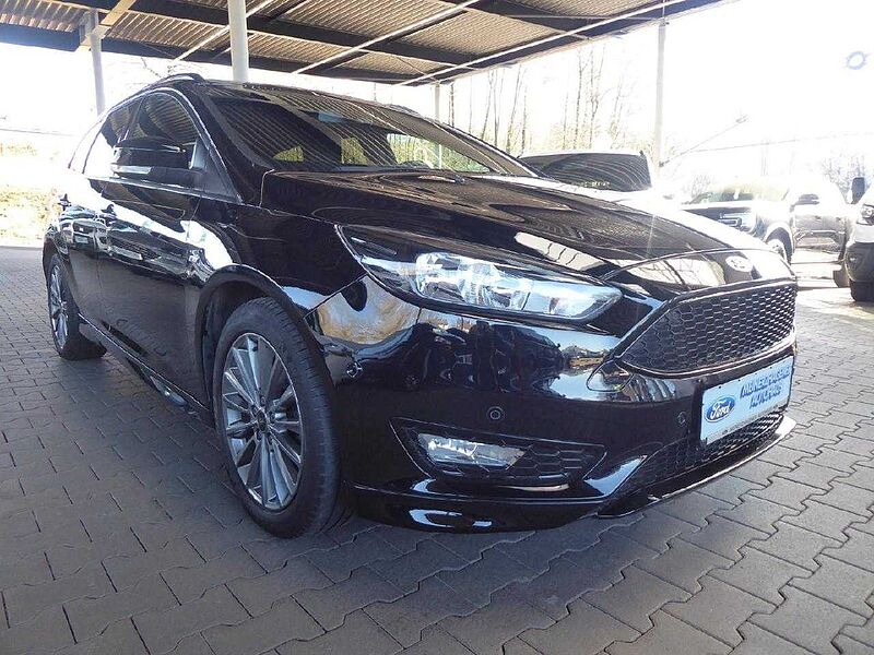 Ford Focus Turnier ST-Line, Autom. ,AHK, NAV