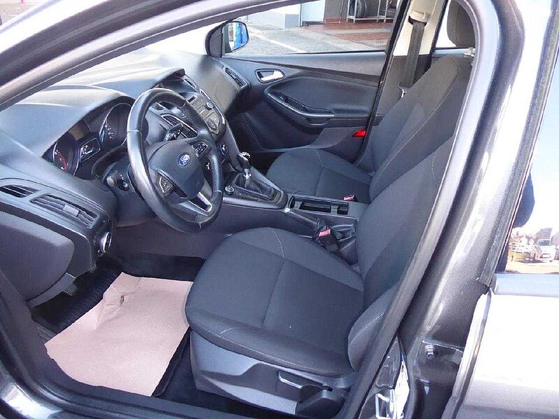Ford Focus Turnier Trend