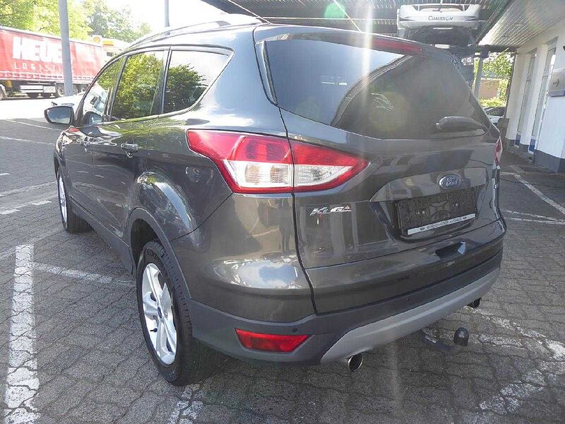 Ford Kuga Trend, Navi, Panoramadach