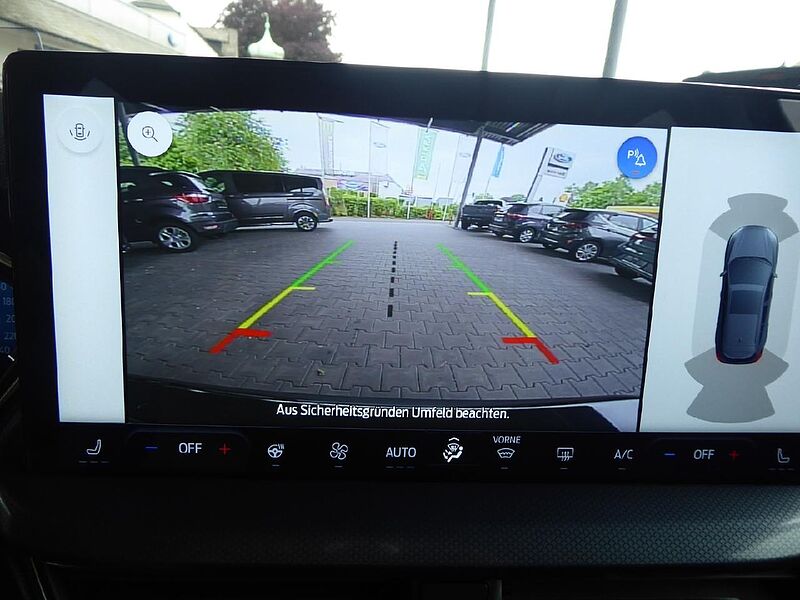 Ford Focus Turnier Active X, Headup, Pano.