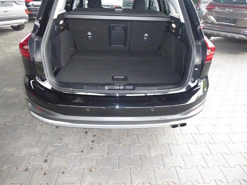 Ford Focus Turnier Active X, Headup, Pano.