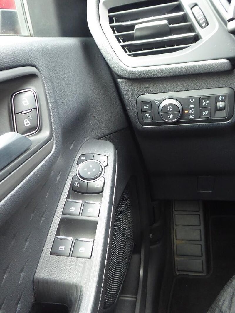 Ford Kuga Plug-In Hybrid Titanium X, Rückfahrkamera