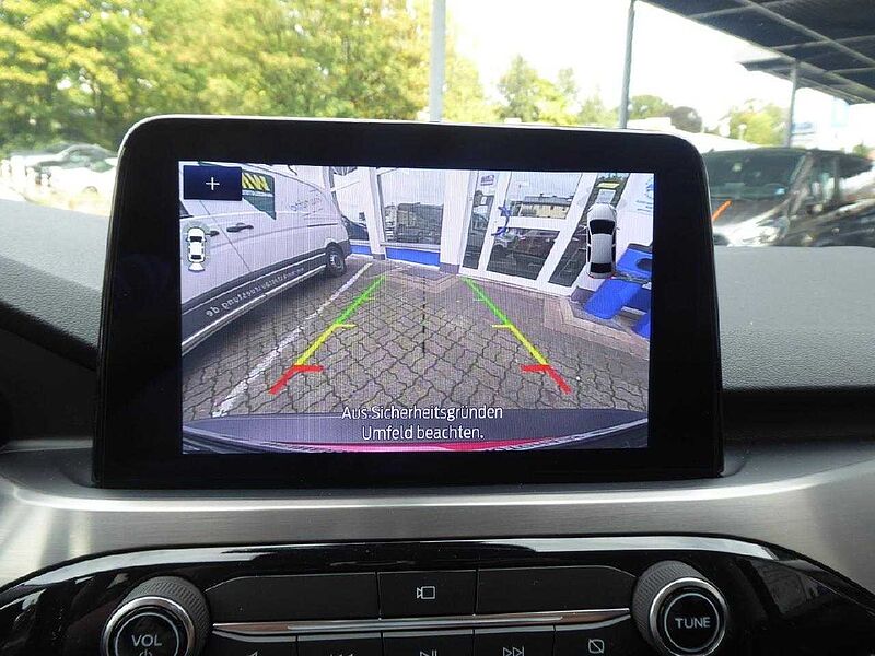 Ford Kuga Plug-In Hybrid Titanium X, Rückfahrkamera