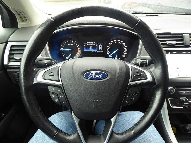 Ford Mondeo Turnier Business Edition, Rückfahrkamera