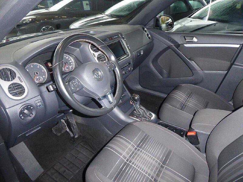 Volkswagen Tiguan Lounge Sport & Style 4Motion Autom. AHK