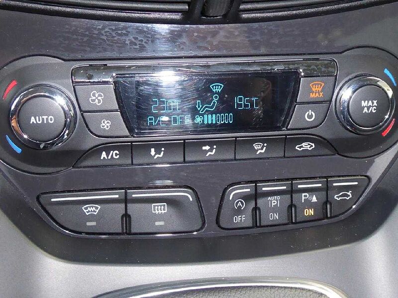 Ford Kuga Titanium,4x4,Rückfahrkamera