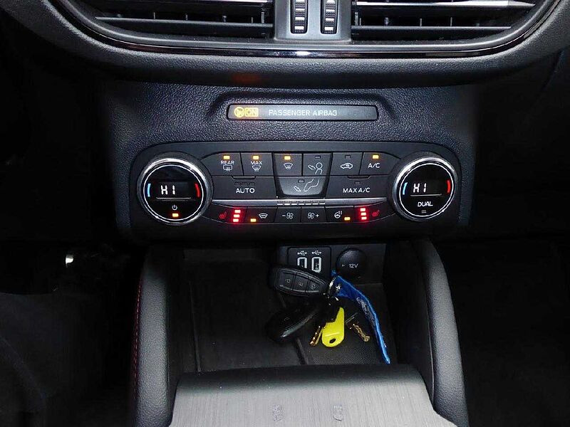 Ford Kuga ST-Line X, Allrad, R&uuml;ckfahrkam.