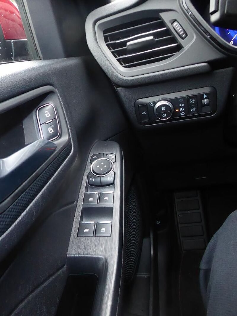 Ford Kuga ST-Line X, Allrad, R&uuml;ckfahrkam.