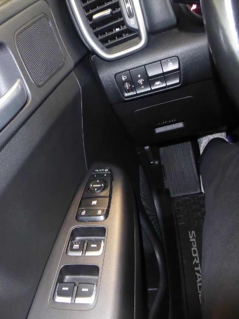 Kia Sportage Vision 2WD, Rückfahrkamera, Navi