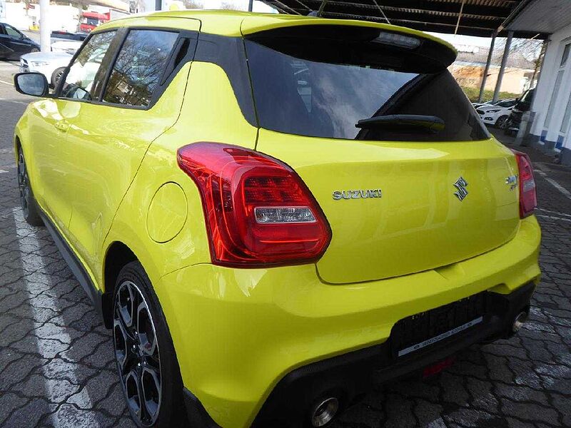 Suzuki Swift Sport, R&uuml;ckfahrkam, Navi