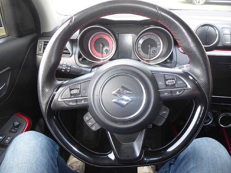 Suzuki Swift Sport, R&uuml;ckfahrkam, Navi