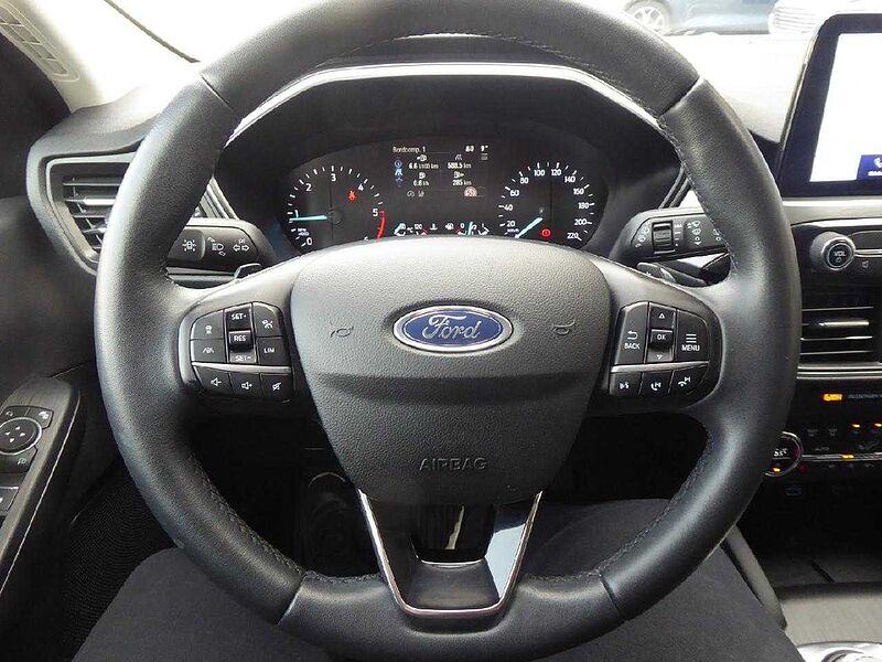 Ford Kuga Titanium X,4x4,elktr AHK