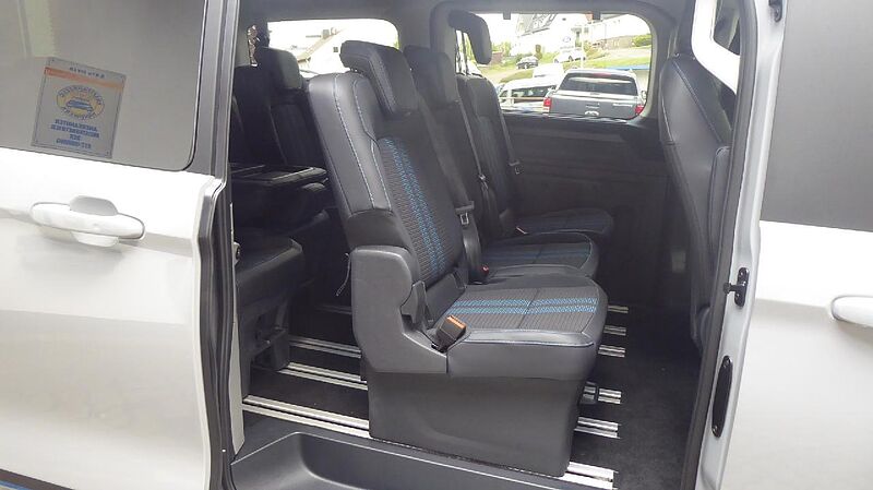 Ford Tourneo Custom Bus 320 L1 Sport AWD