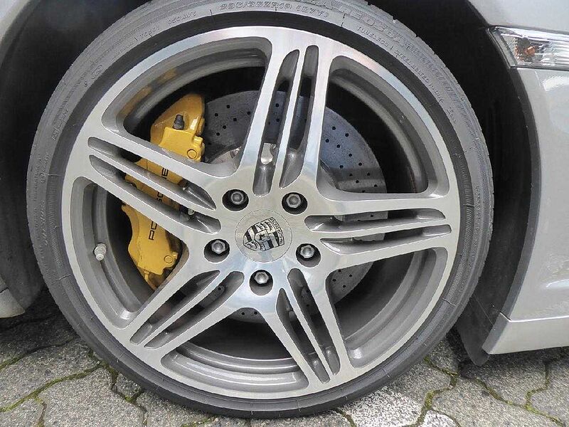 Porsche 911 Turbo Cabrio, Keramik-Bremsen