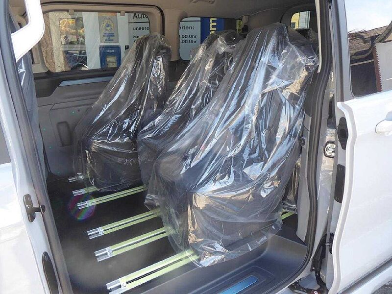 Ford Tourneo Custom L1 Active Allrad 5 J. Garantie