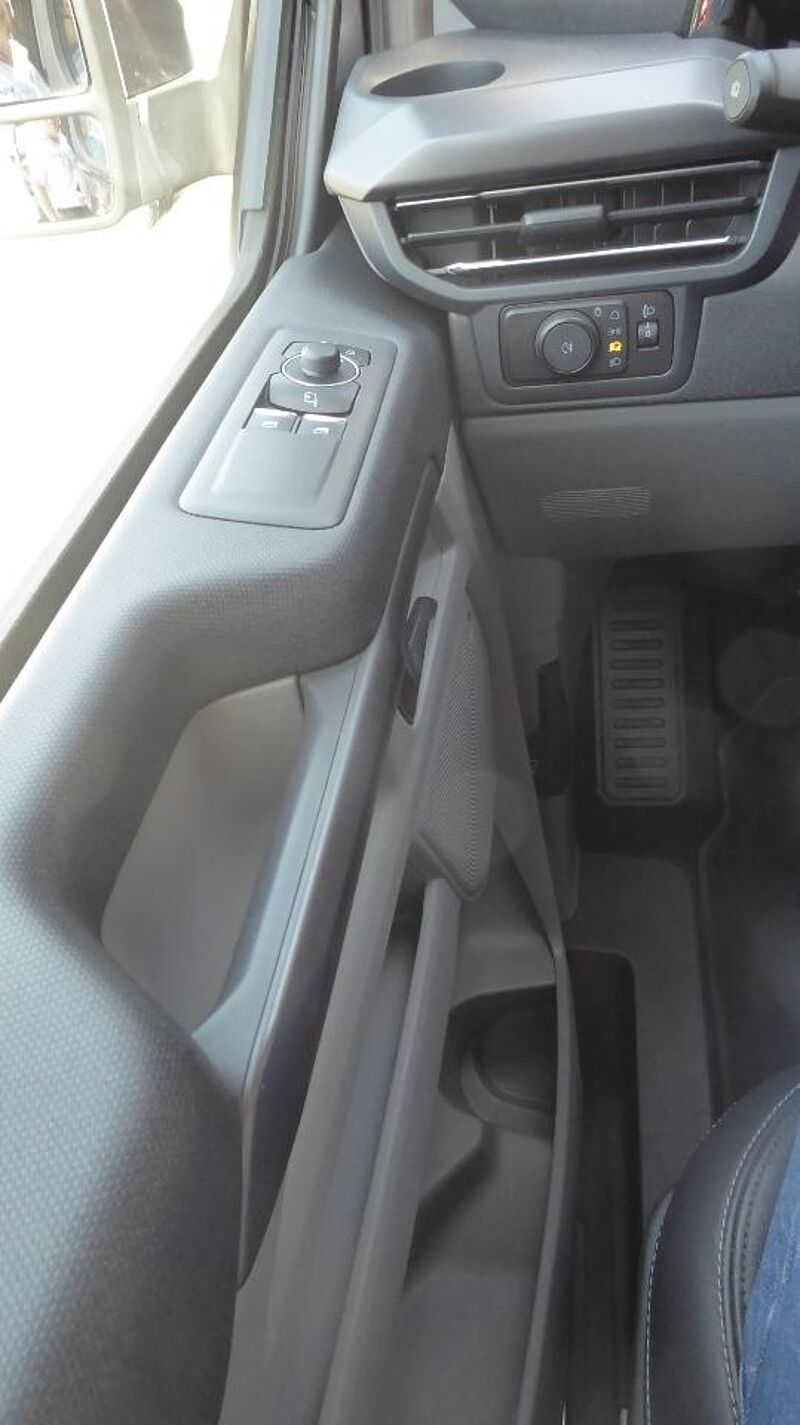 Ford Tourneo Custom Bus 320 L1 Titanium X AWD
