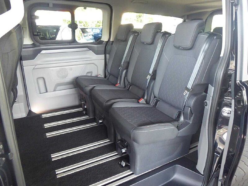 Ford Tourneo Custom Bus 320 L2 Titanium FWD