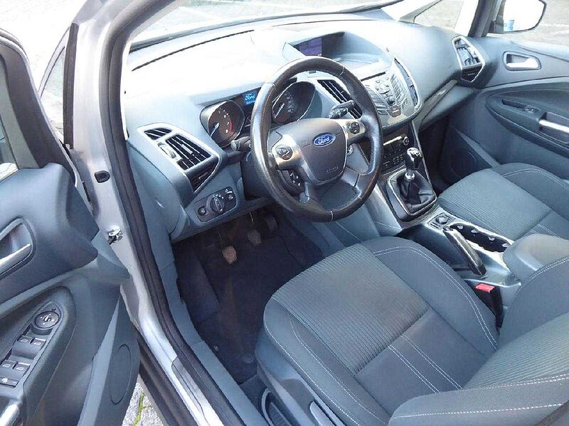 Ford C-Max Titanium