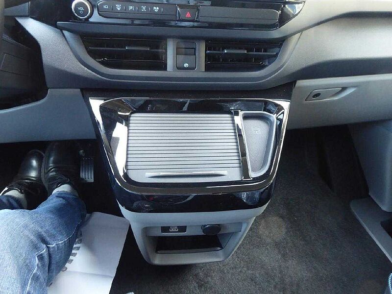 Ford Tourneo Custom Bus 320 L1 Sport Allrad, AHK